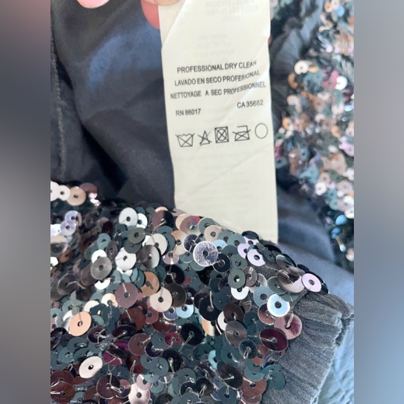 BEBE SEQUIN BLUE LINED CROPPED CARDIGAN/SHAWL SZ 4 TRIM DETAIL OPEN FRONT SILK - Picture 7 of 14